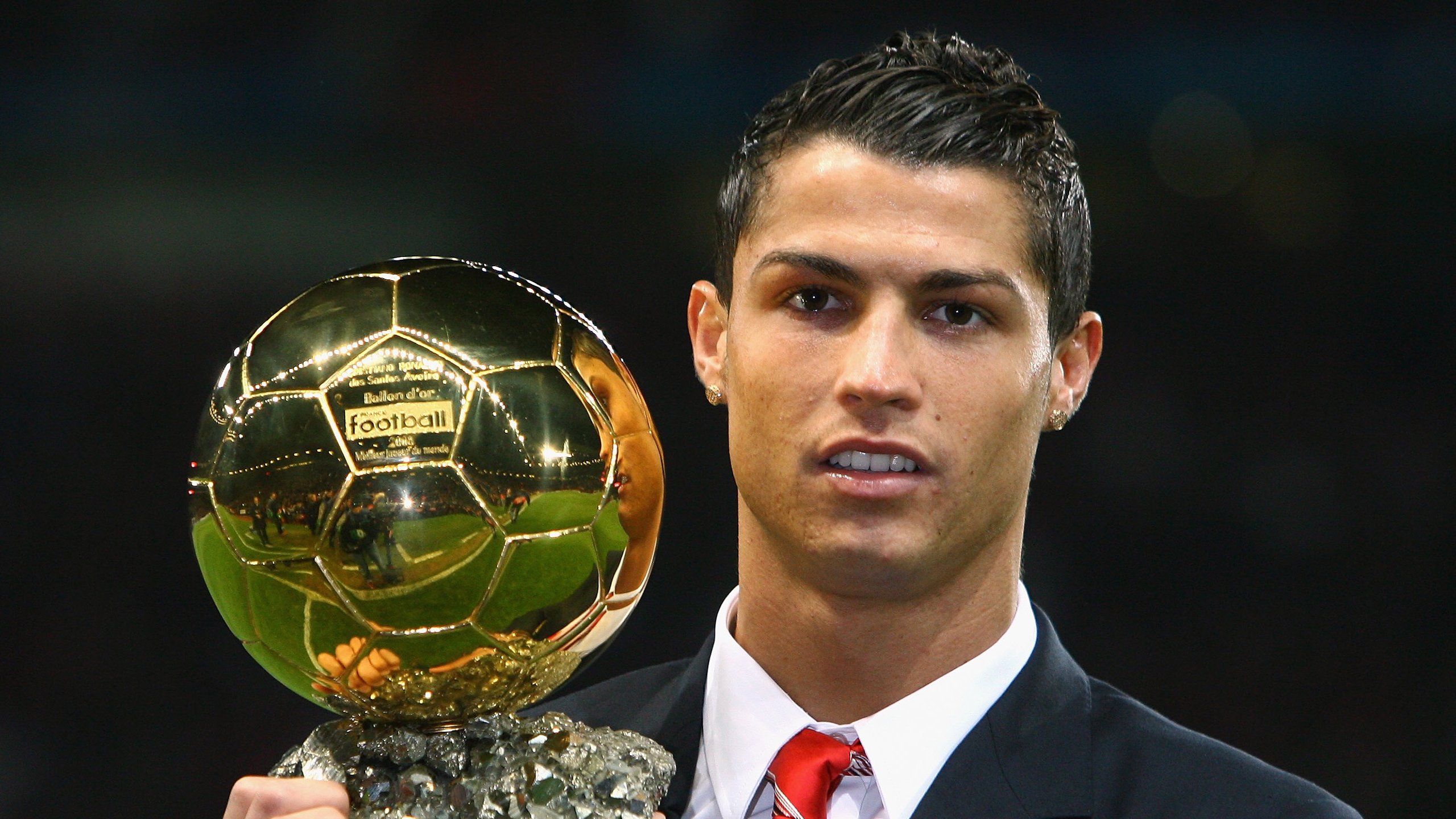 曼城4-1大胜多特,福登双响哈兰德破旧主,欧冠小组赛无敌,曼城四强欧冠